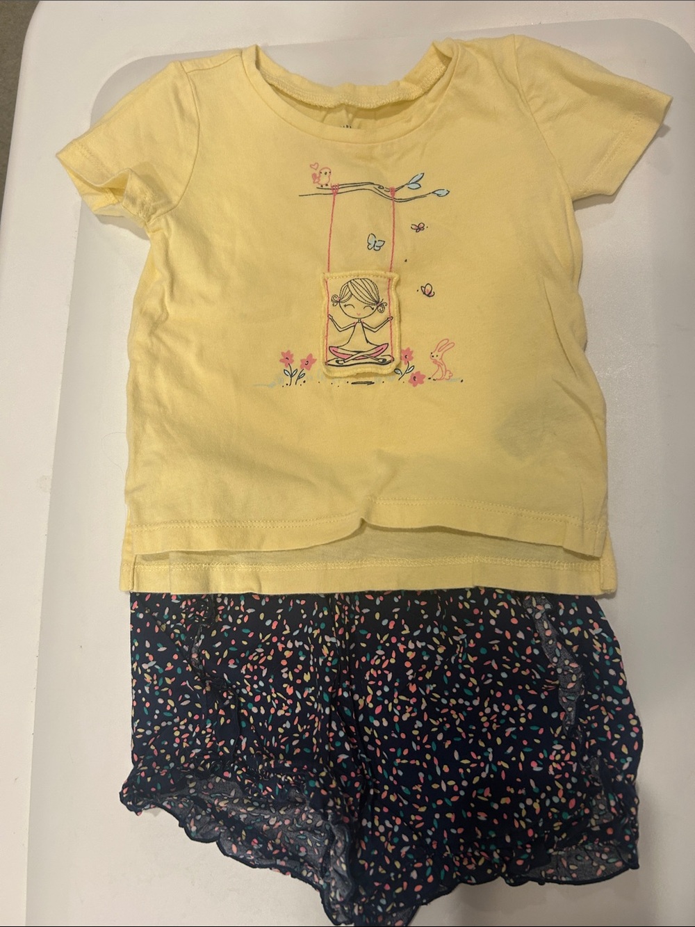 GAP Yellow Girls Tee & Navy Shorts Set